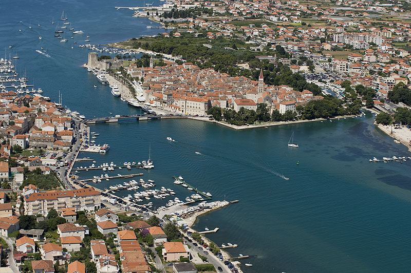 Hafen PSU Banj in Trogir